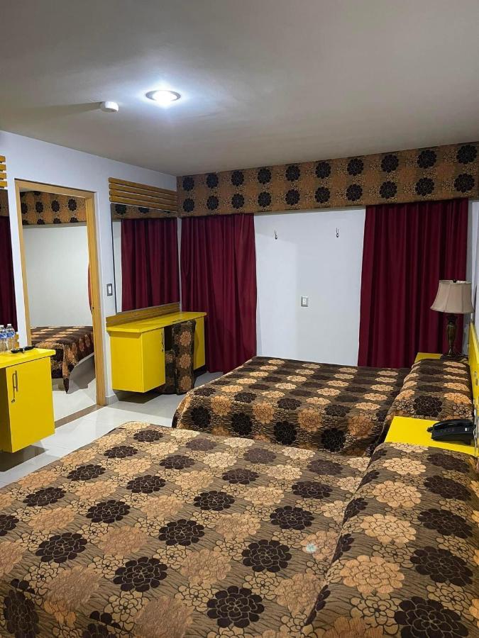 Palacio Rojo Familiar 3* Morelia