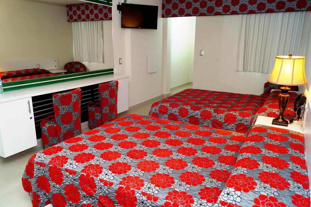 Palacio Rojo Familiar Hotel Morelia