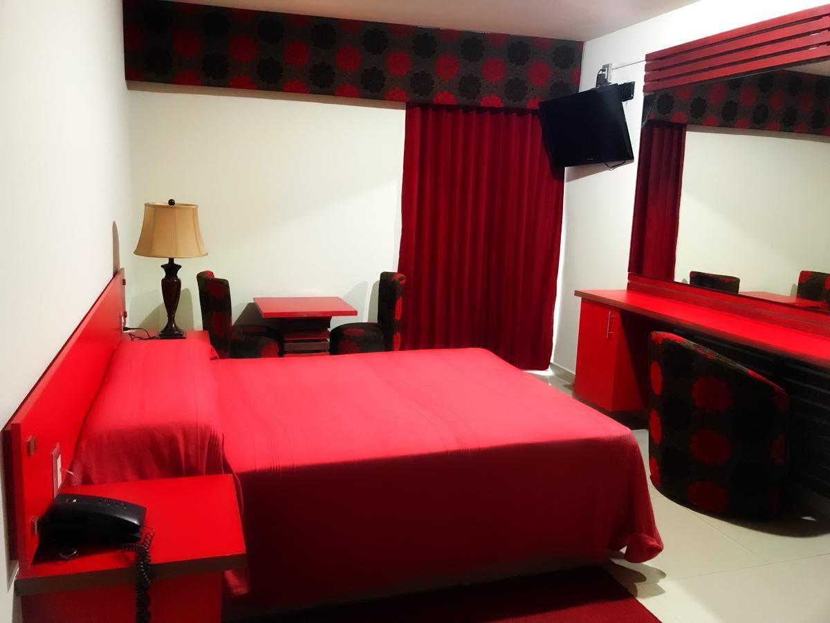 Palacio Rojo Familiar Hotel Morelia