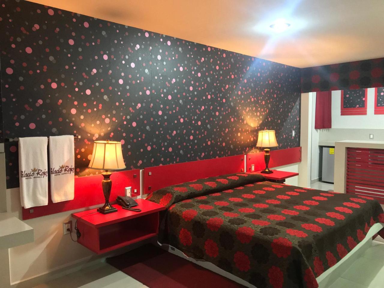 Hotel Palacio Rojo Familiar Morelia